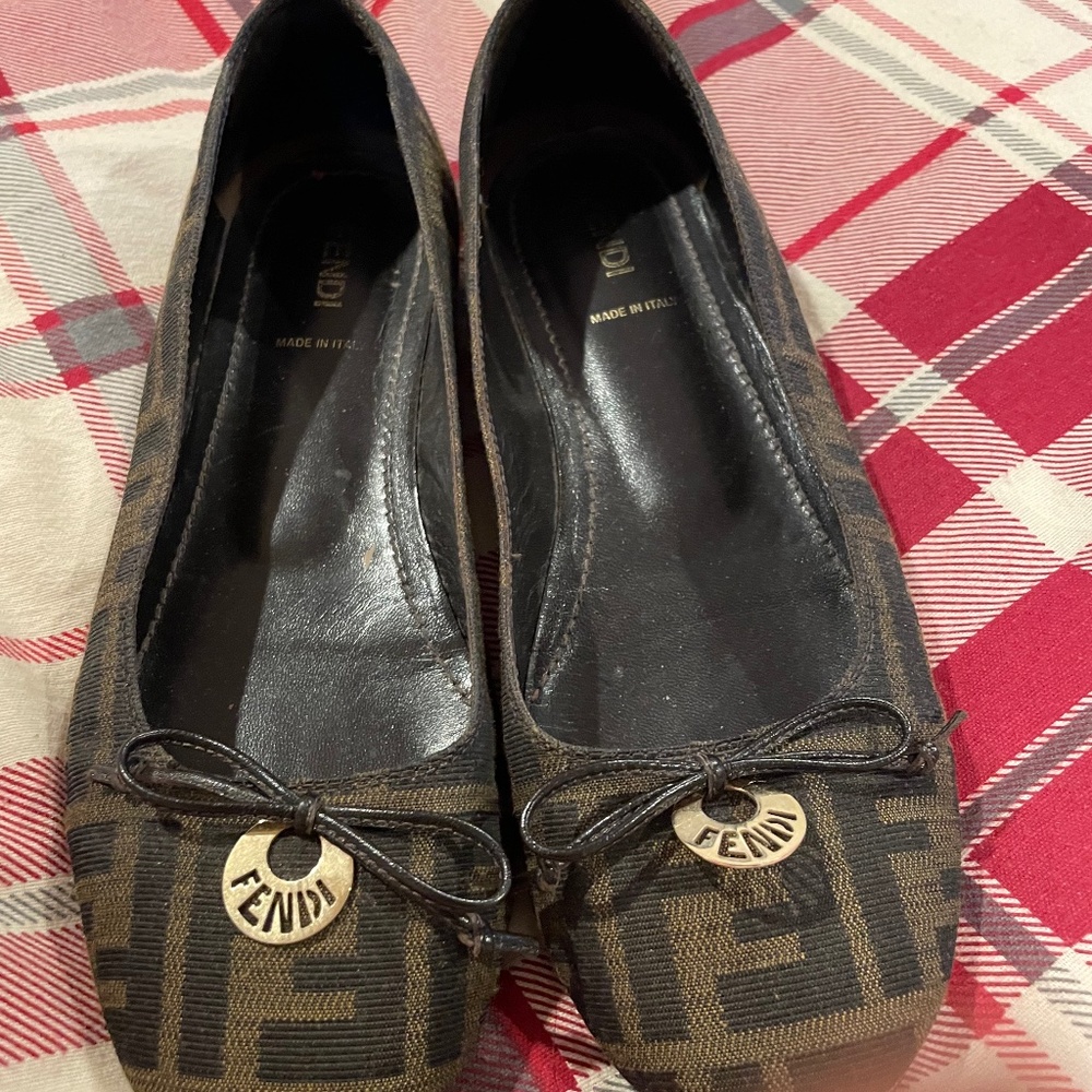 Fendi Flats
